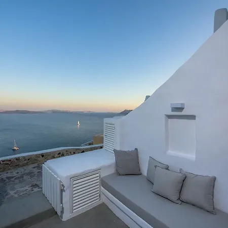 Cave Valente Oia (Santorini)