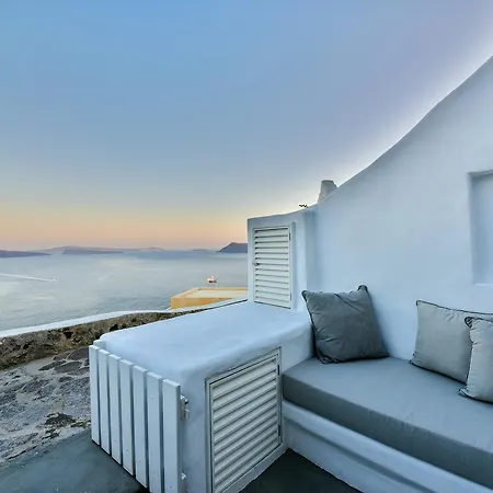 Cave Valente Villa Oia (Santorini)